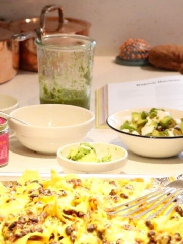 rajma nachos in a bowl and on a baking sheet
