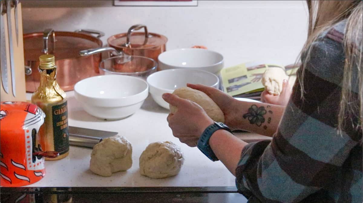 shaping dough balls