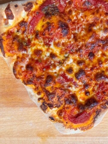 Katalina's triangle-shaped new york pizza