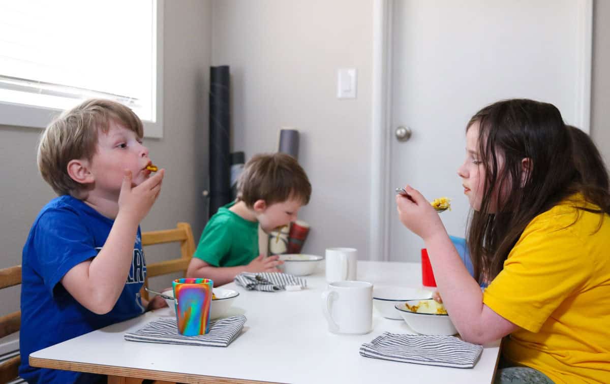 the kids are thoroughly enjoying their vindaye poisson