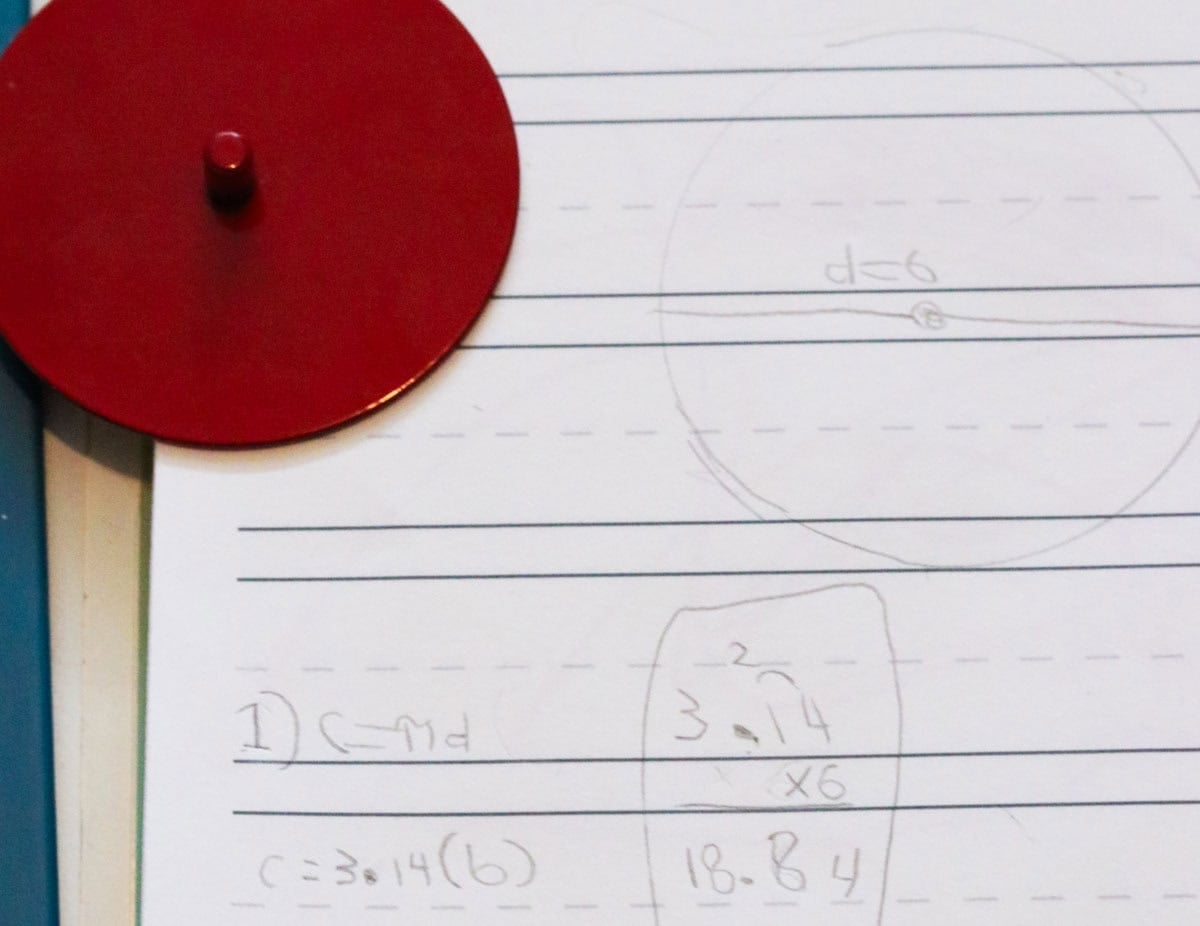 Noah is calculating the circumference of a circle using what he has learned